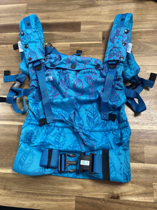 Kaya Design baby carrier sample